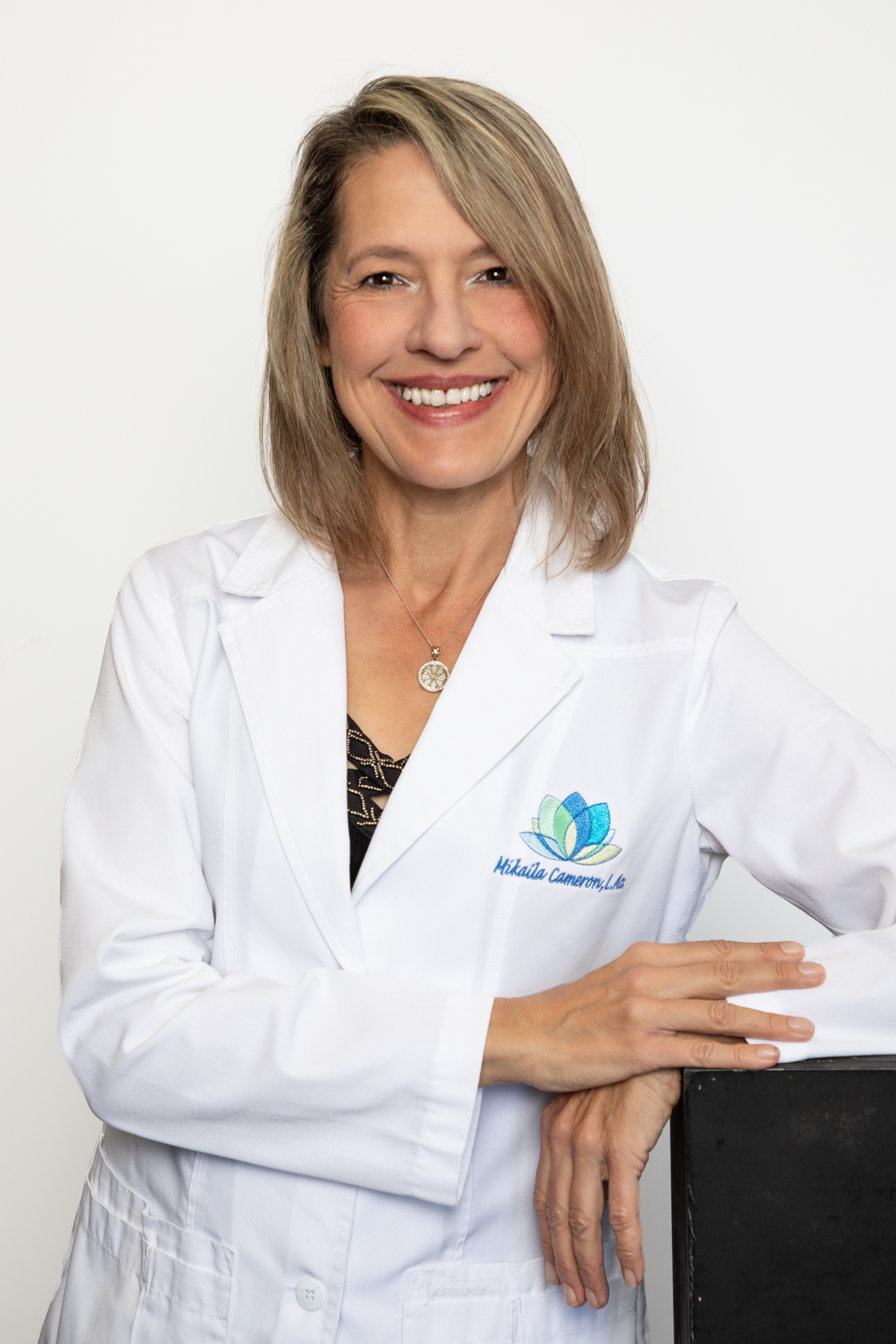 San Diego headshots for corporations, small businesses, realtors, insurance agents, doctors, dentists, biotech