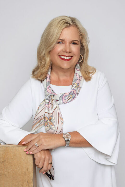 Be the face of your business with beautiful, professional headshots